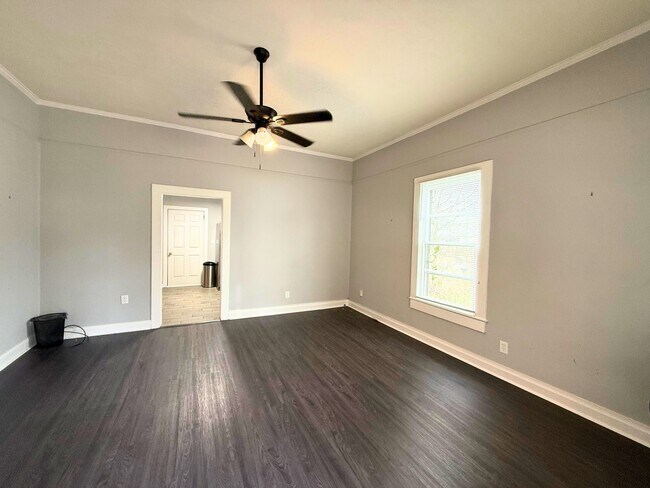 Foto del edificio - 302 G St