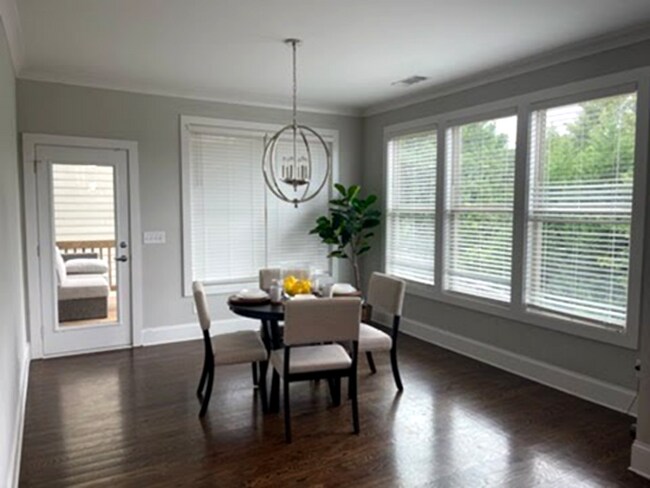 Foto del edificio - 1396 Sugarmill Oaks Ave