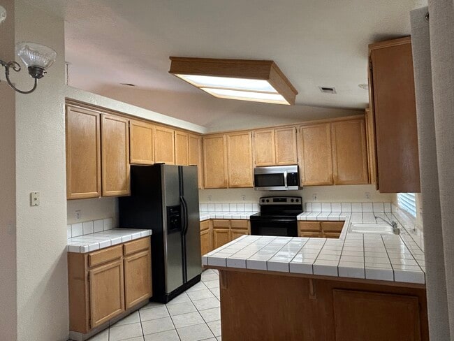 Foto del edificio - 1502 Barnum Ct