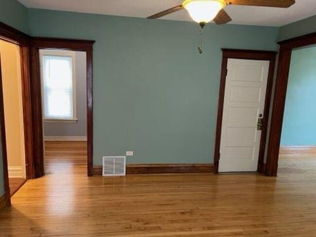 Building Photo - 3429 W McLean Ave
