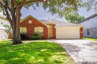 Building Photo - 16915 Pheasant Ridge Dr