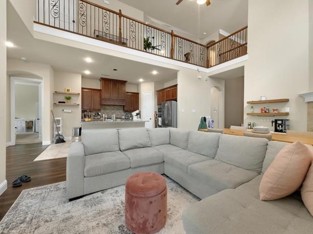 Foto del edificio - 5916 Adair Ln