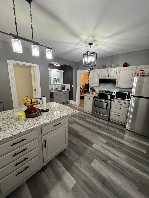 Foto principal - 322 E Chestnut St