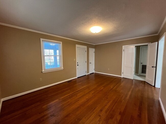 Foto del edificio - Charming Brick House off Fort Avenue