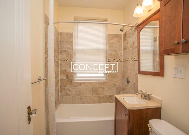 Foto del edificio - 136 Highland Ave