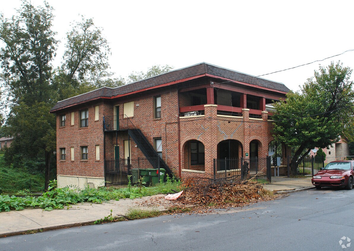Foto principal - 522 NE Rankin St