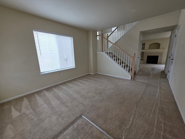 Building Photo - 874 Diamond Rim Dr