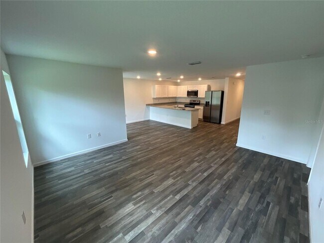 Foto del edificio - 7145 N Henderson Way