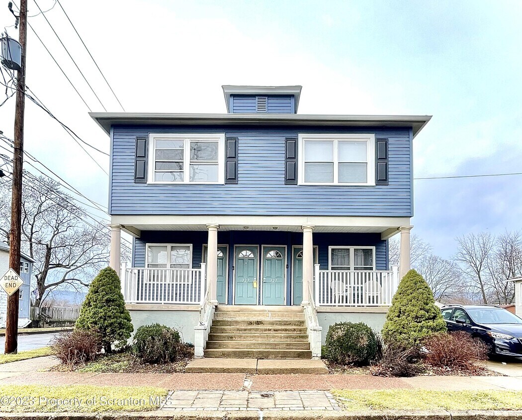 Foto principal - 329 Plymouth Ave