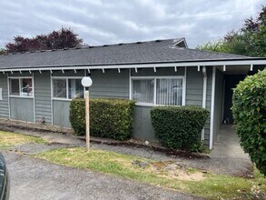 Building Photo - 5202 S Tyler St
