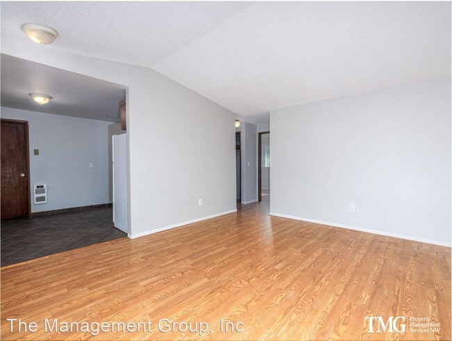 Foto del edificio - 2 br, 1 bath House - 11001 NE 48th Circle