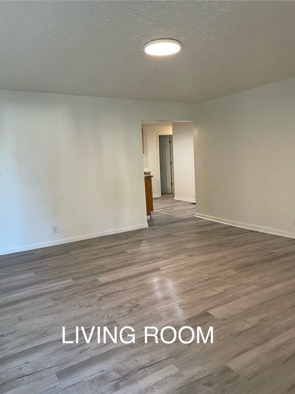 1523 J St Unit 2, Elwood, IN 46036 Condo for Rent in Elwood, IN