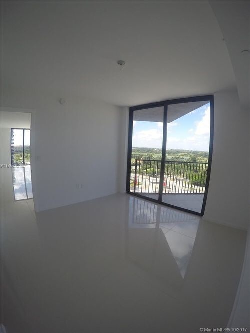 Foto del edificio - 5300 NW 85th Ave