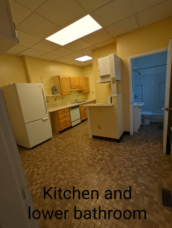 Foto del edificio - 975 Hunter Ave