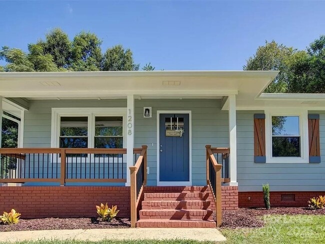 Foto del edificio - 1208 Fontana Ave