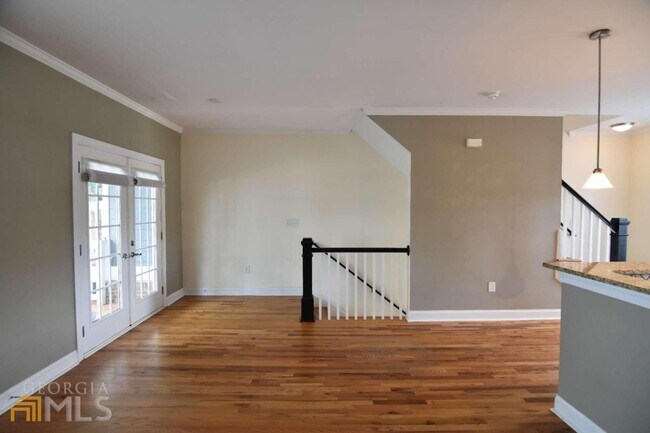 Foto del edificio - 308 Carlyle Park Dr