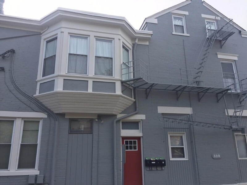 Primary Photo - 328 E 9th St