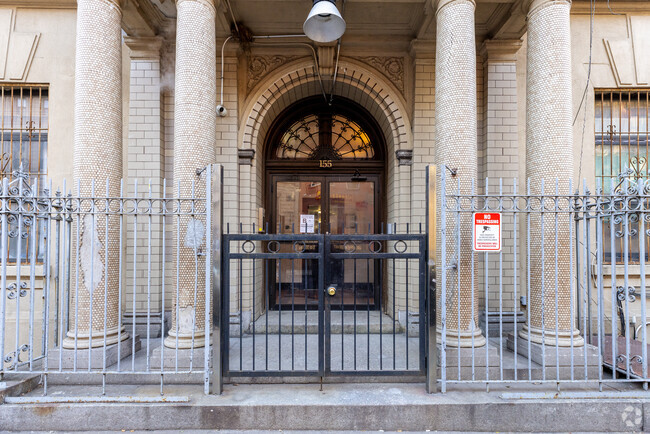 Entrance - Grace Devine Condominium