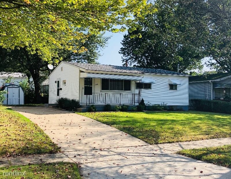 Primary Photo - 3 br, 1 bath House - 1267 Carnegie Ave.