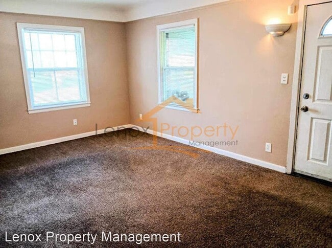Building Photo - 2 br, 1 bath House - 33 Monterey