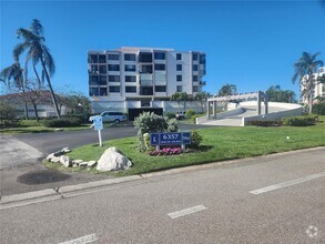 Building Photo - 6357 Bahia Del Mar Blvd S