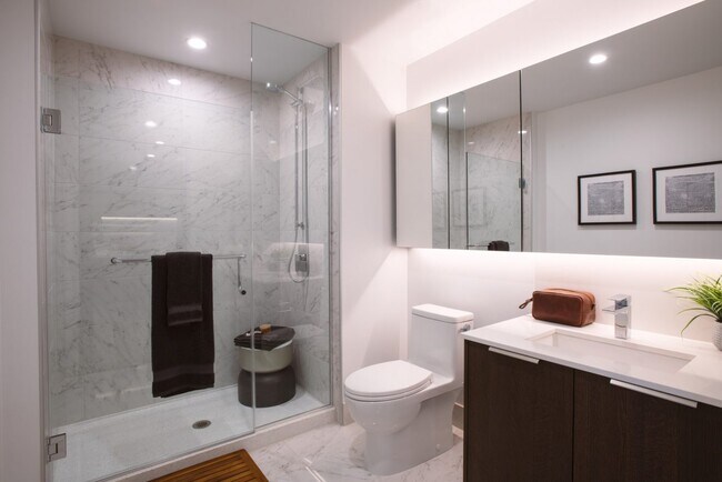 Foto del edificio - 300 W Hill St