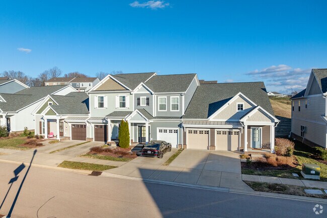 Building Photo - Simmons Ridge Single Family