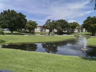 Building Photo - 700 S Hollybrook Dr