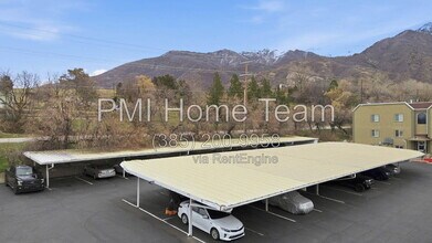 Building Photo - 5630 Meadow Ln