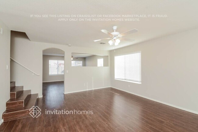 Foto del edificio - 15340 W Hearn Rd