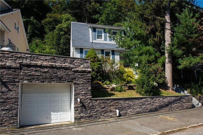 Building Photo - 37 S Washington Ave