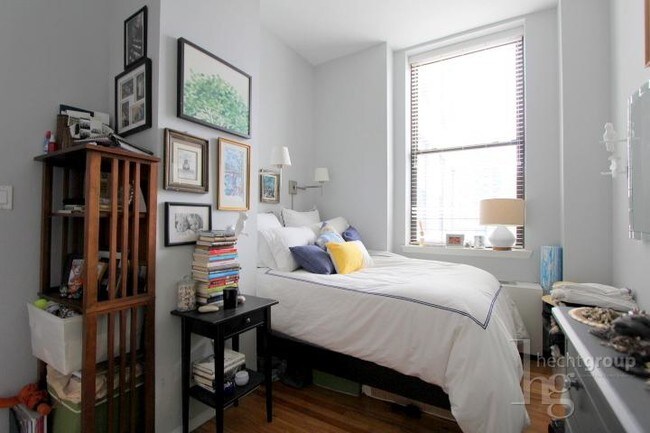 Foto del edificio - 312 E 23rd St