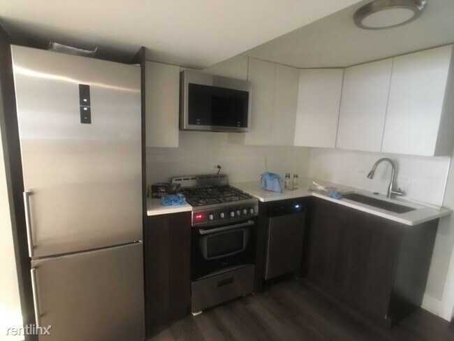 Foto del edificio - 4758 W Belle Plaine Ave