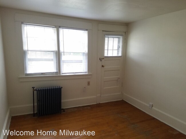 Building Photo - 5450 W Cherry St