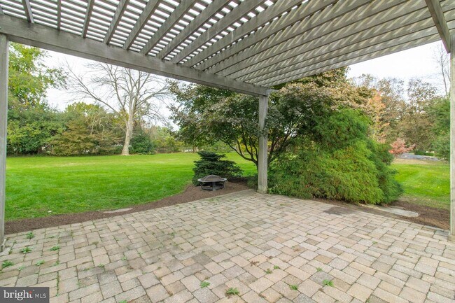 Foto del edificio - 435 Valley Park Rd