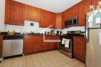 Building Photo - 852 Huntington Ave