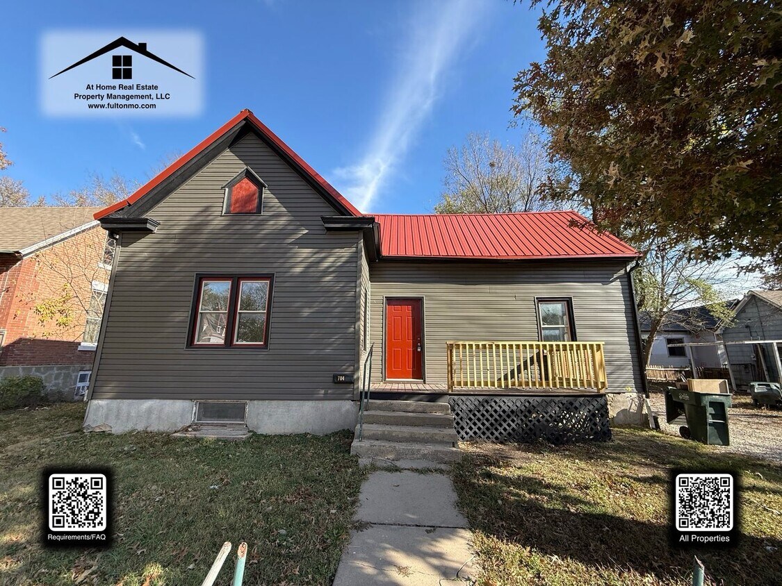 Primary Photo - 704 Jefferson St