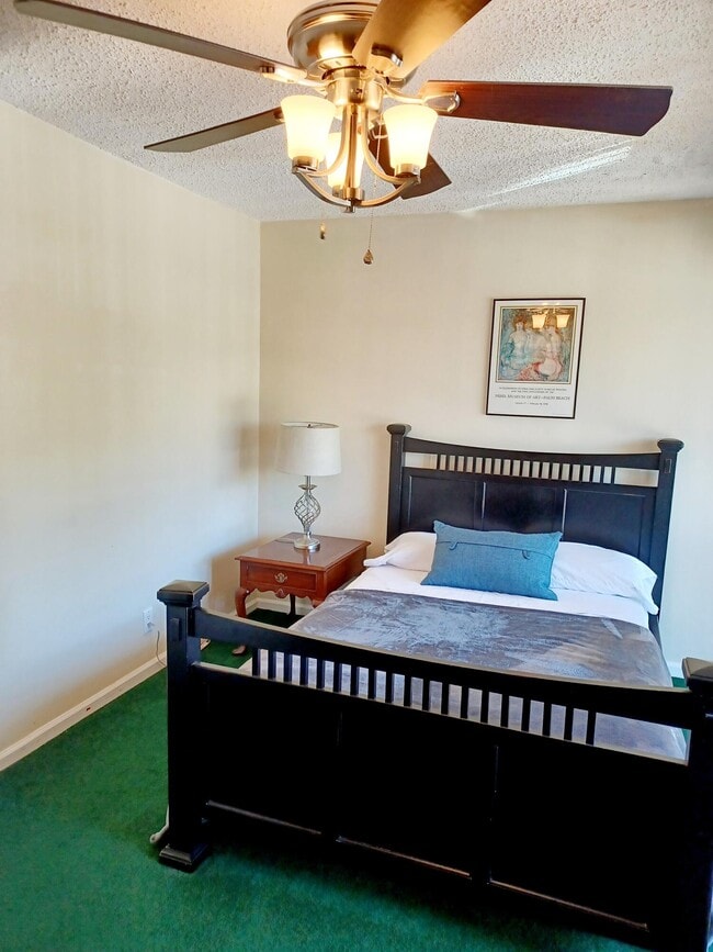 Building Photo - 13164 Via Veneto