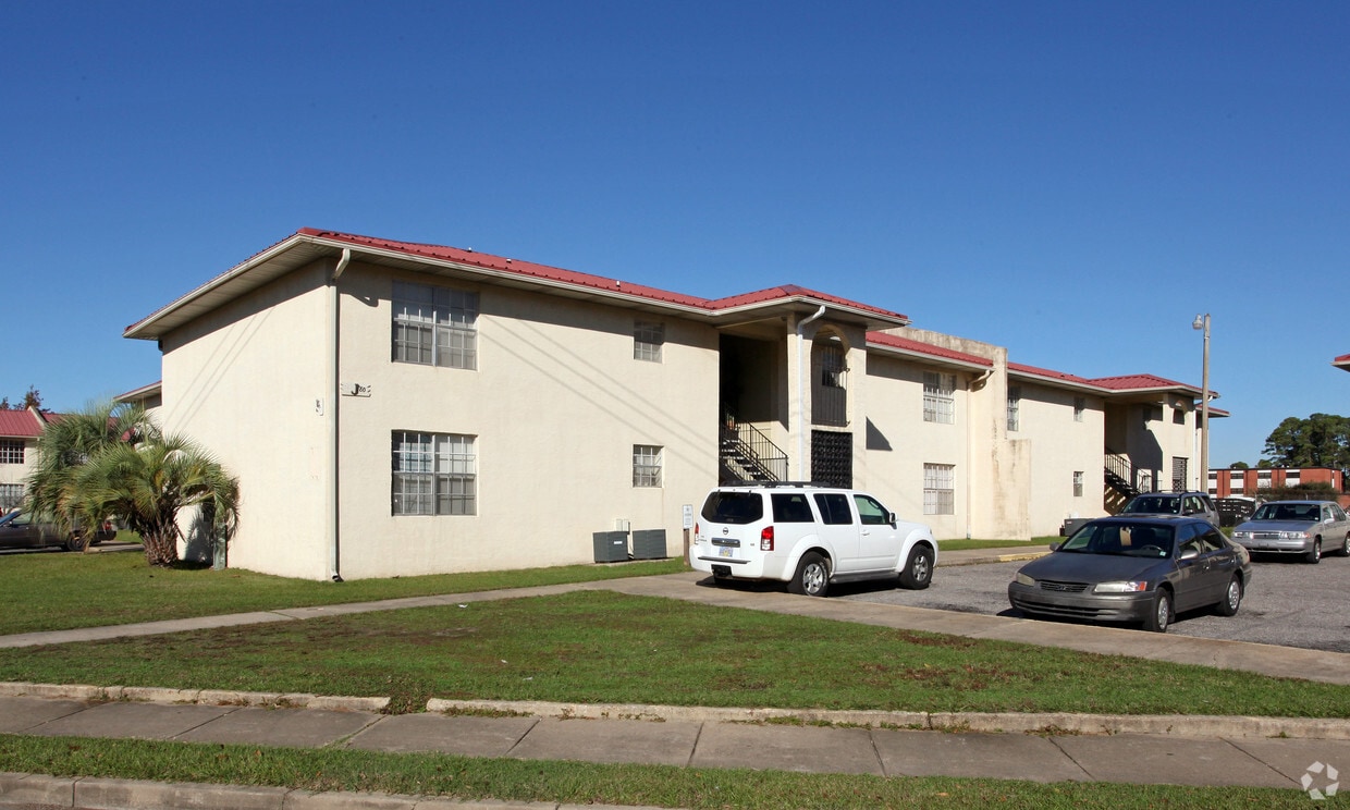 Granada Apartments - Patriot Square (Granada Square)