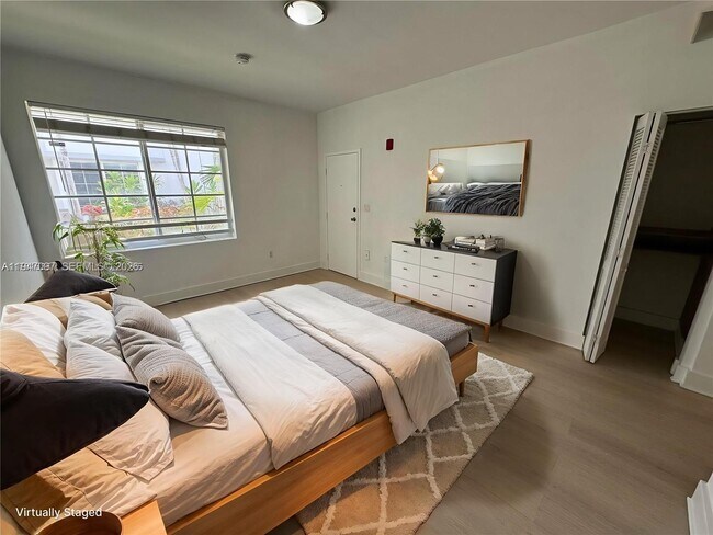 Building Photo - 1000 Meridian Ave