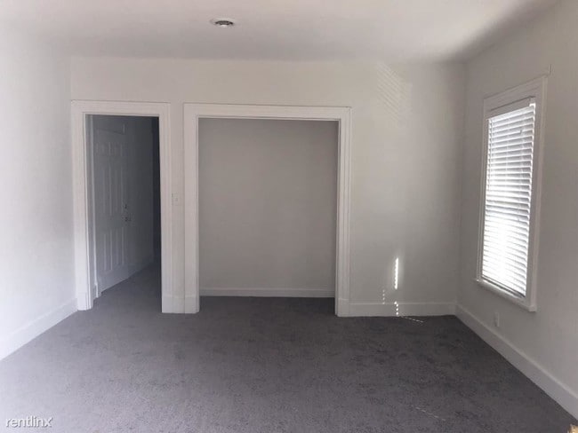 Building Photo - 1 br, 1 bath House - 2360 Forrest Ave Apt 1