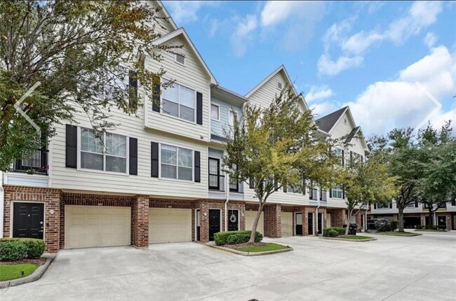 Foto del edificio - 9200 Westheimer Rd