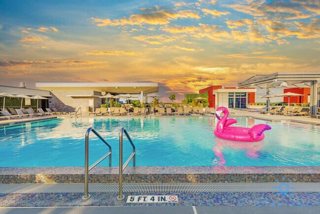 Foto del edificio - 777 N Ocean Dr