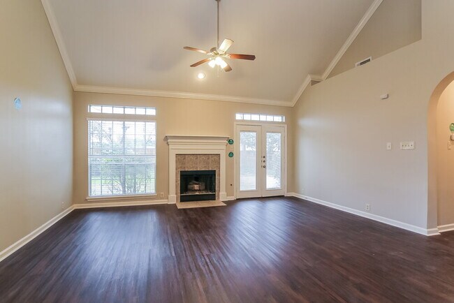 Building Photo - 3119 Creek Manor Dr