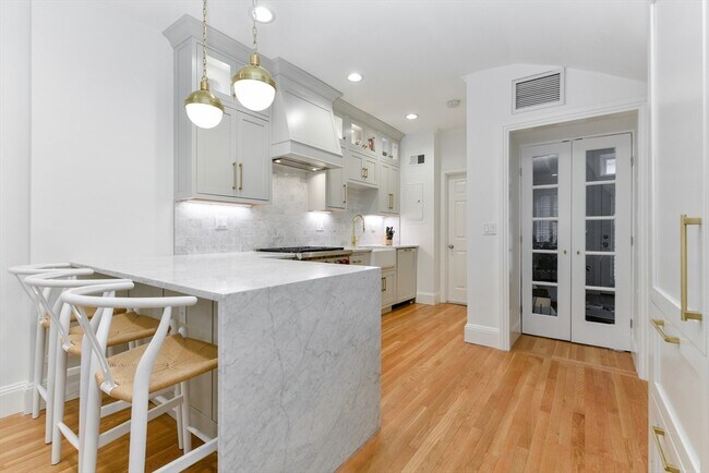 Foto del edificio - 9 Fayette St