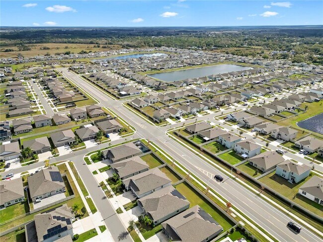 Foto del edificio - 16702 Carlton Pond St