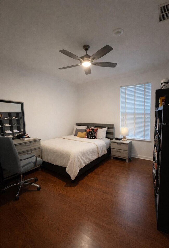 Foto del edificio - 1143 Indigo Dr