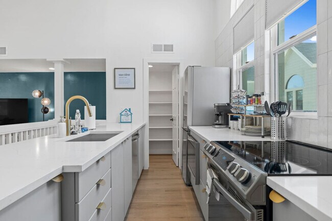 Foto del edificio - 4637 N 8th Pl