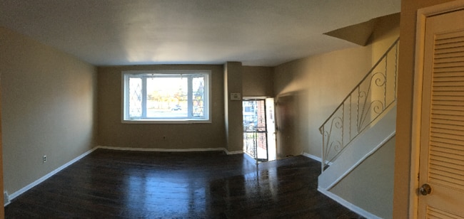 Building Photo - 12542 Knights Terrace