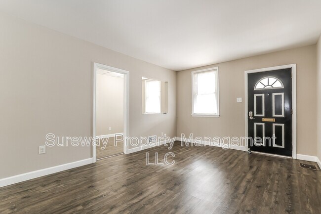 Foto del edificio - 915 W Browning Rd